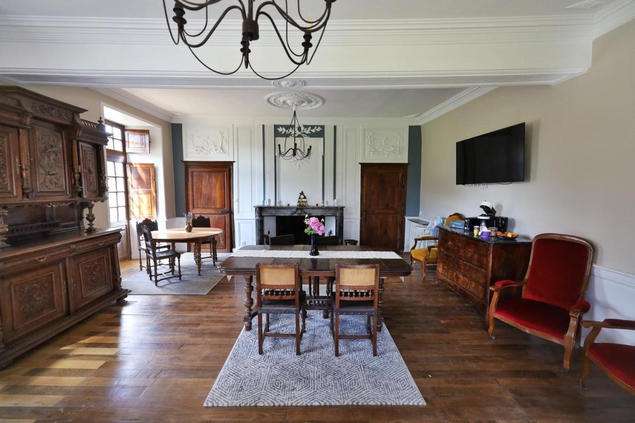 Le Bas Chitray Bed and Breakfast Ménil Exteriör bild
