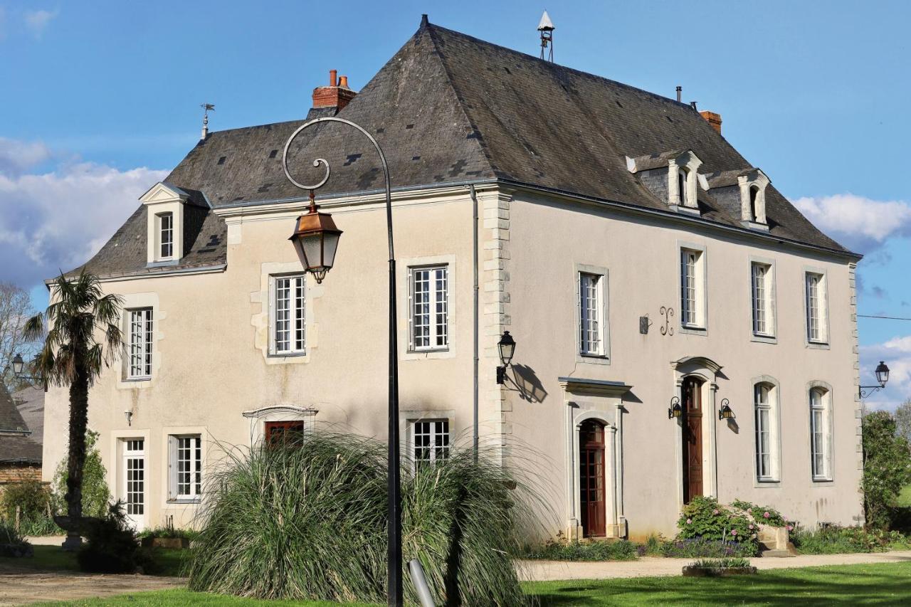 Le Bas Chitray Bed and Breakfast Ménil Exteriör bild