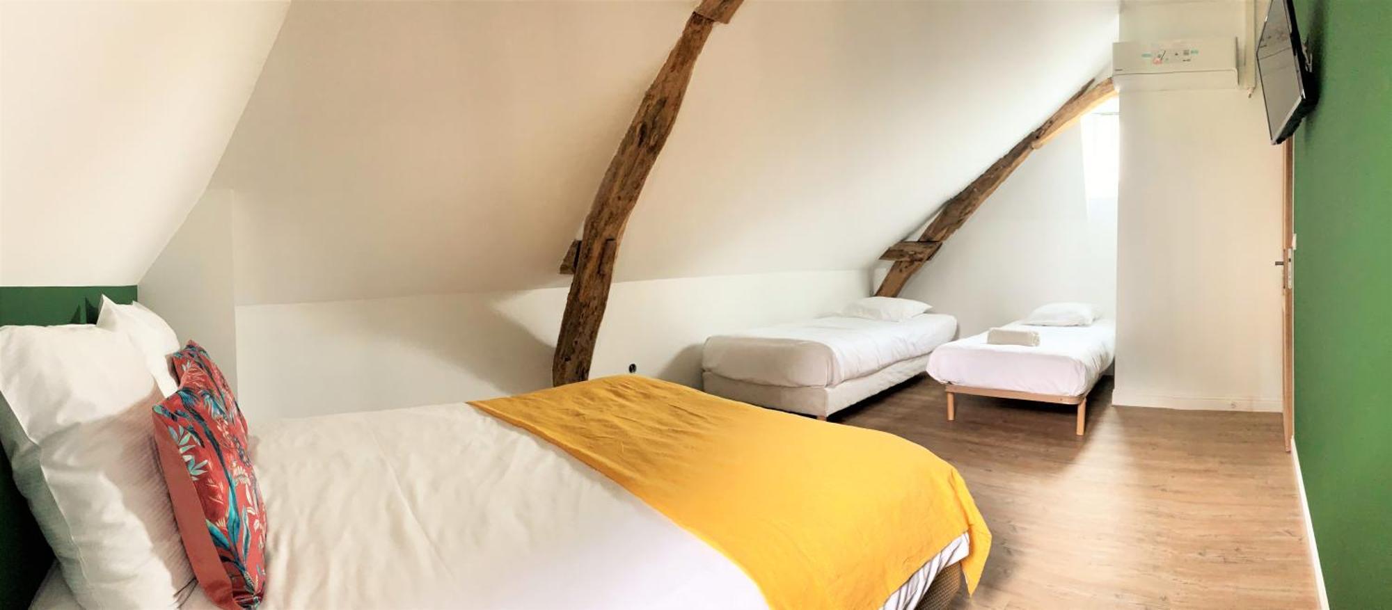 Le Bas Chitray Bed and Breakfast Ménil Exteriör bild